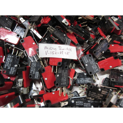 1/LOT OF 200 MICRO SWITCH   V-152-1C2515A 125/250VACVDC, NEW BULK