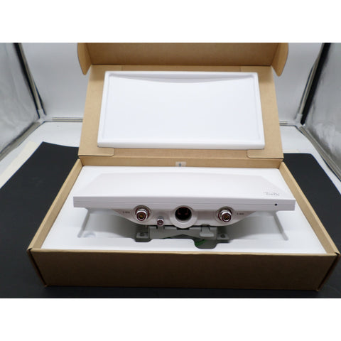The Cisco Meraki MR76 is a four-radio, cloud-managed 2x2 MU-MIMO Wi-Fi 6 access point. UNCLAIMED, PRICED PER UNIT